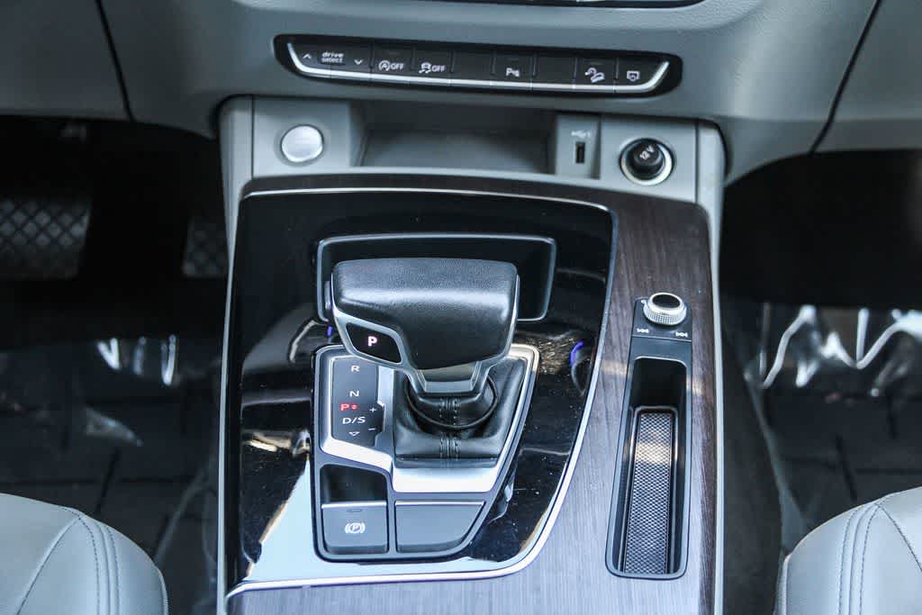 Thumbnail: 2023 Audi Q5 - 14