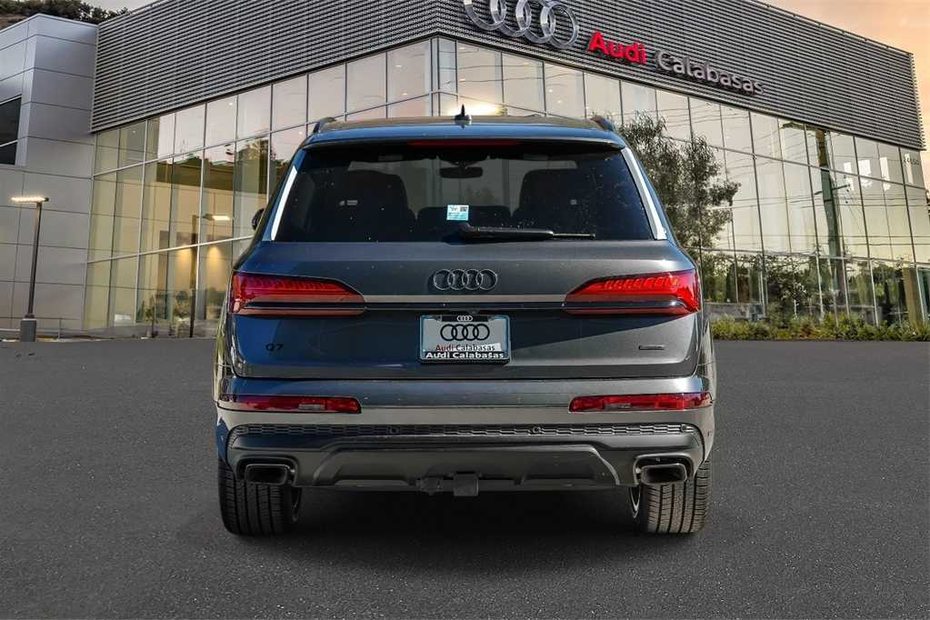 Thumbnail: 2025 Audi Q7 - 5