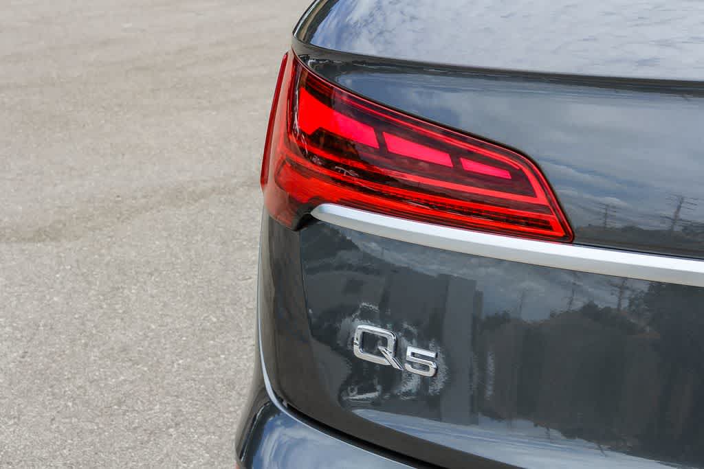 Thumbnail: 2024 Audi Q5 - 11