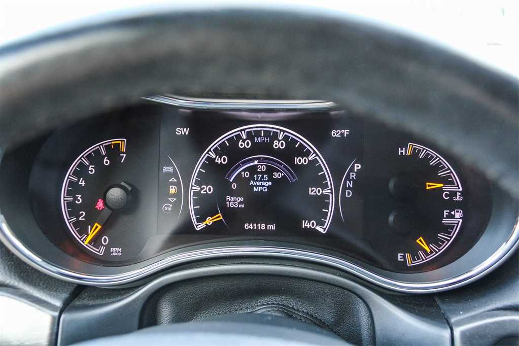 Thumbnail: 2018 Jeep Grand Cherokee - 24