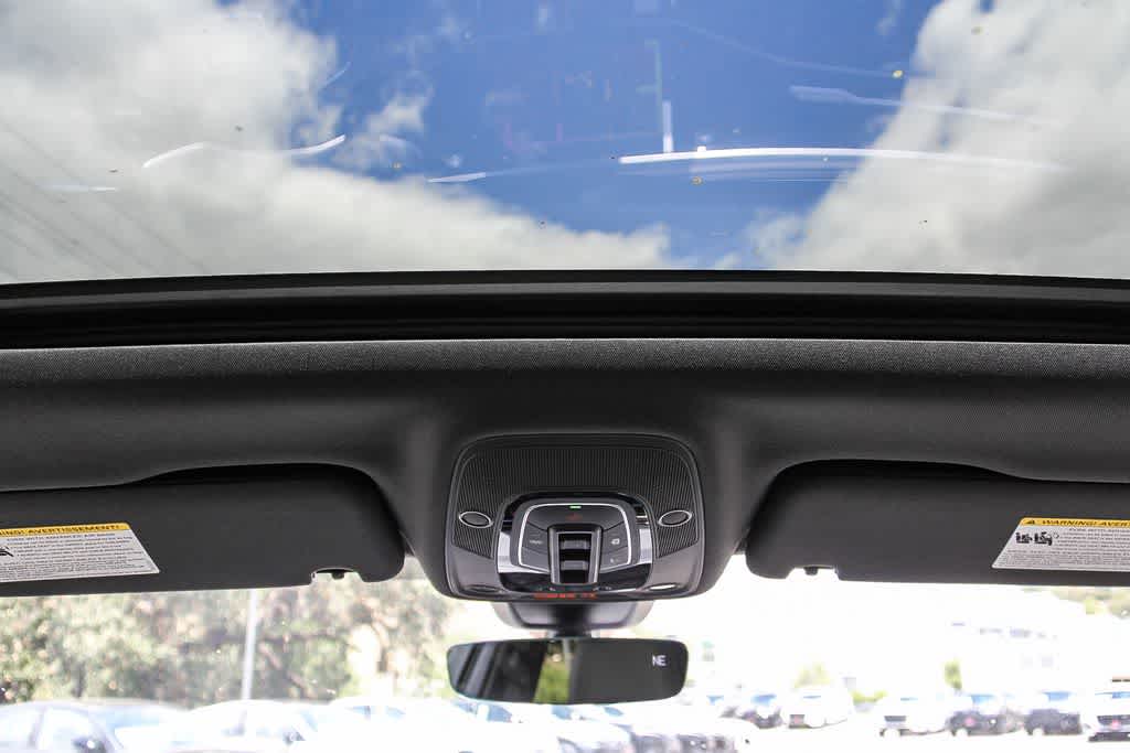 Thumbnail: 2026 Audi Q7 - 12
