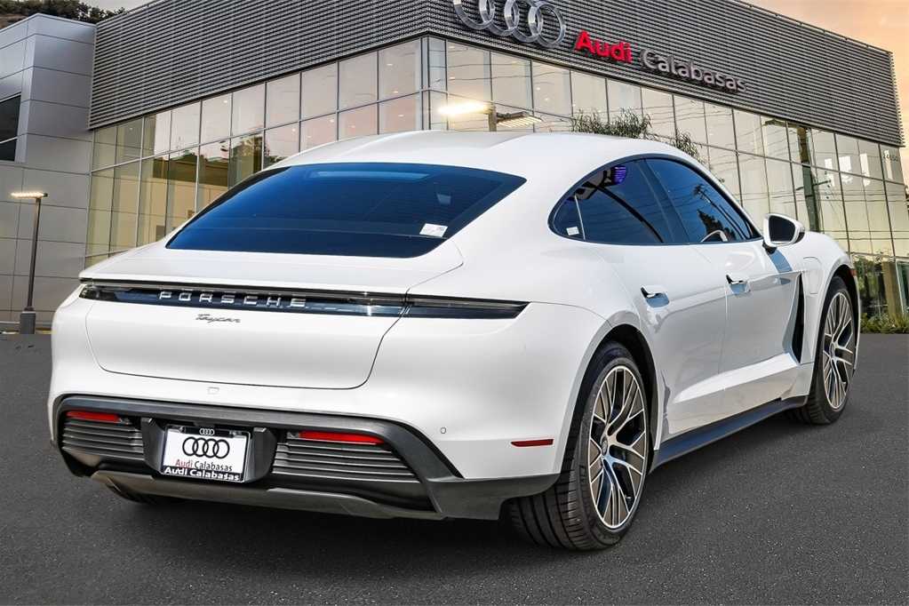 Thumbnail: 2023 Porsche Taycan - 4