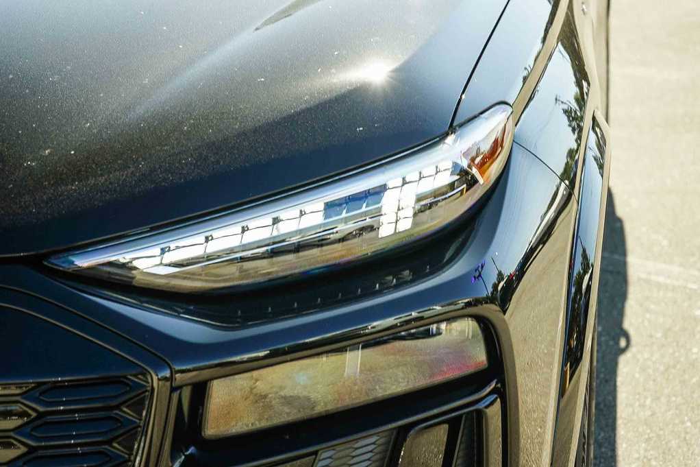 Thumbnail: 2027 Audi Q6 e-tron - 7