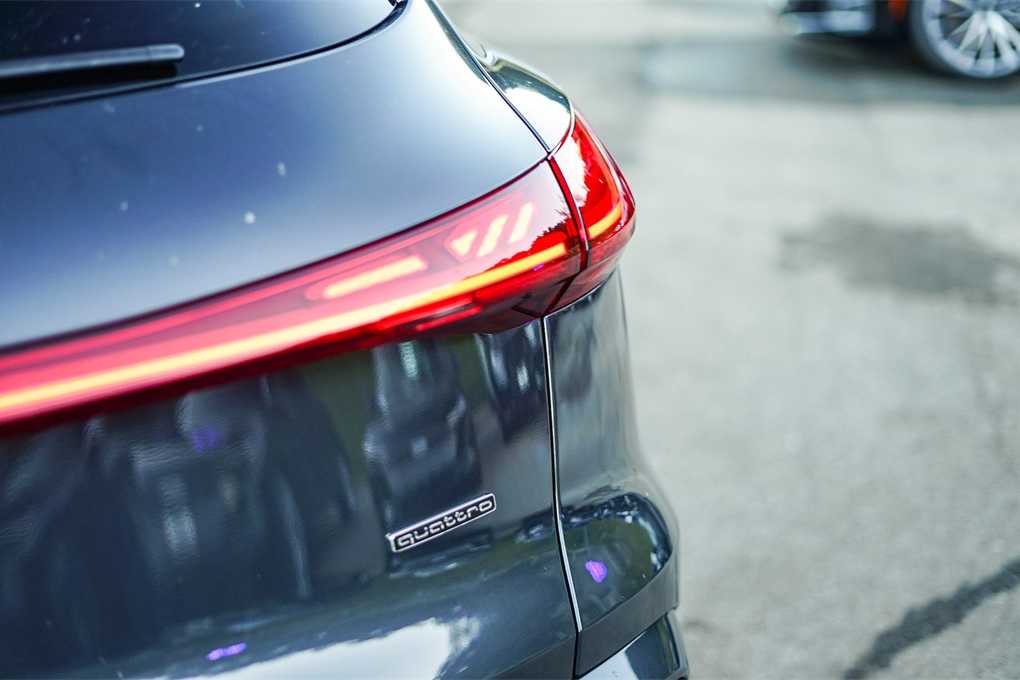 Thumbnail: 2025 Audi Q5 - 10