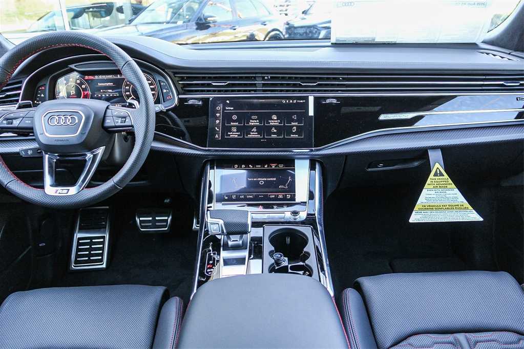 Thumbnail: 2026 Audi RS Q8 - 13