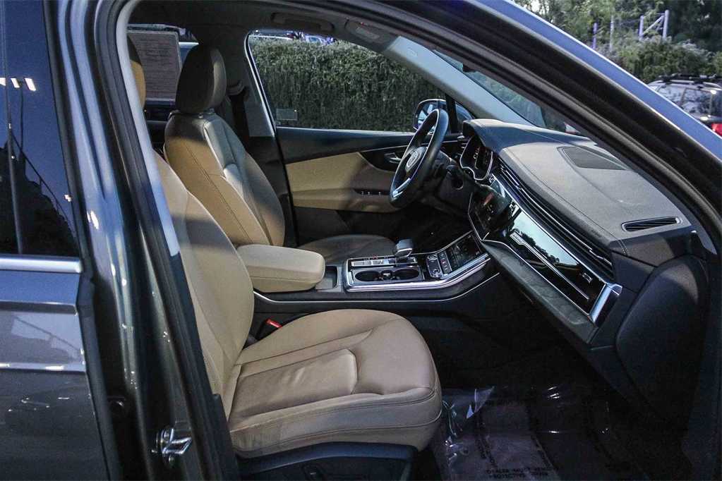 Thumbnail: 2023 Audi Q7 - 14