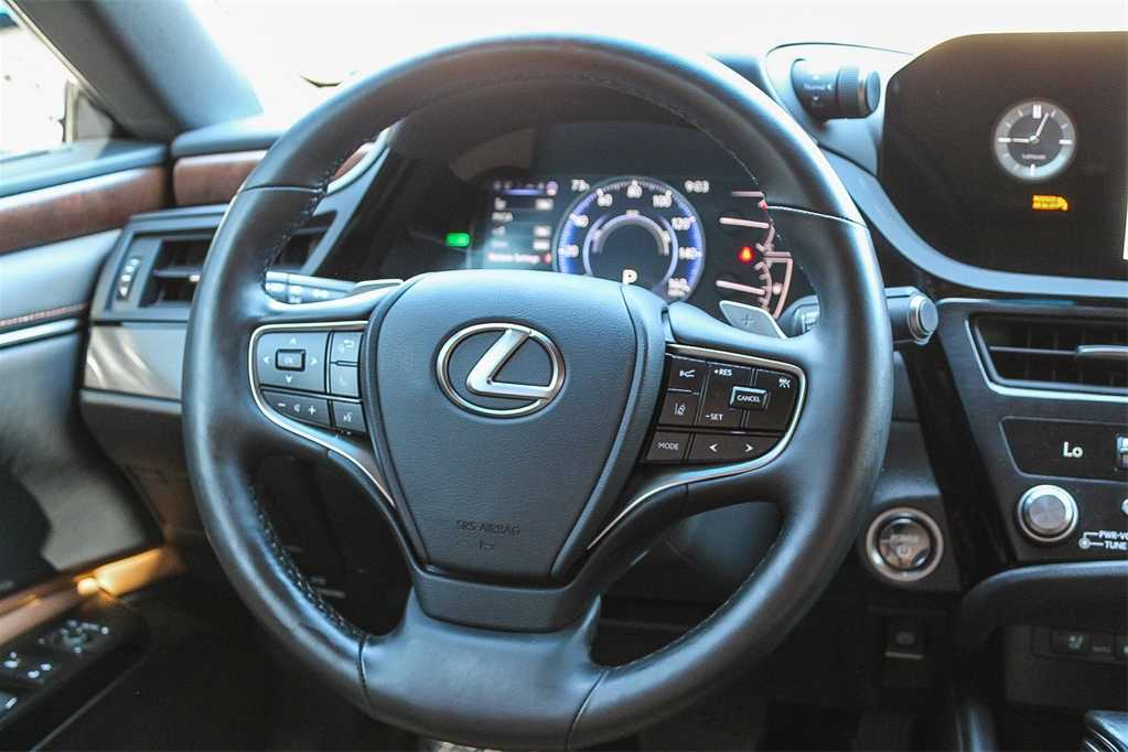 Thumbnail: 2024 Lexus ES - 15