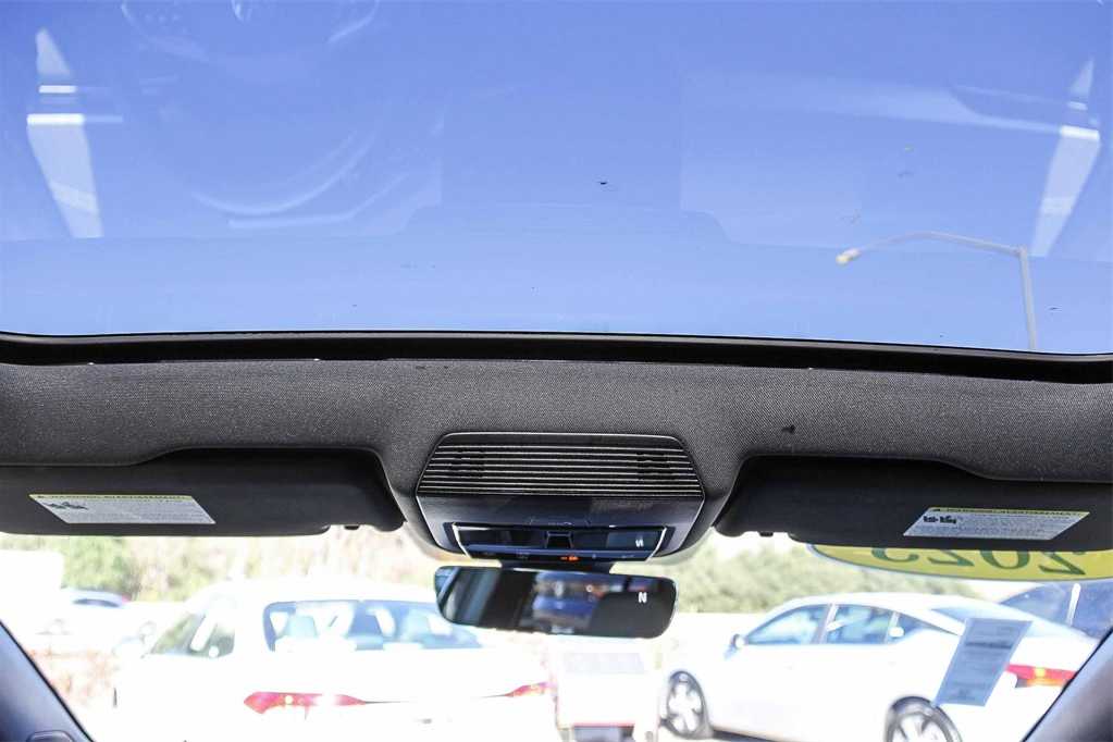 Thumbnail: 2023 Volkswagen ID.4 - 12