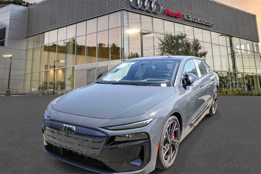 2025 Audi e-tron S Premium Plus -
                  Calabasas, CA