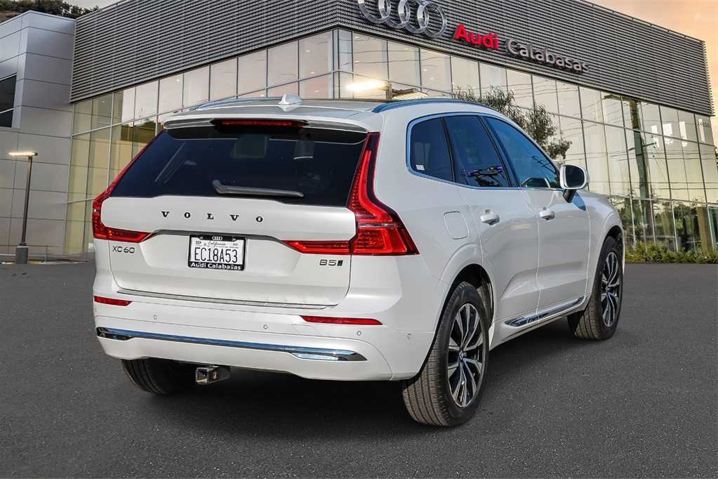 Thumbnail: 2023 Volvo XC60 - 4