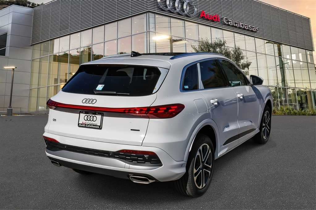 Thumbnail: 2025 Audi Q5 - 4