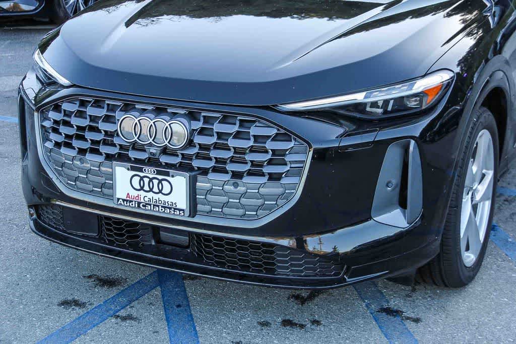 Thumbnail: 2025 Audi Q5 - 8