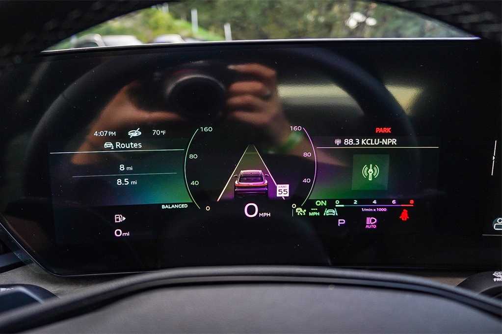 Thumbnail: 2025 Audi Q5 - 26