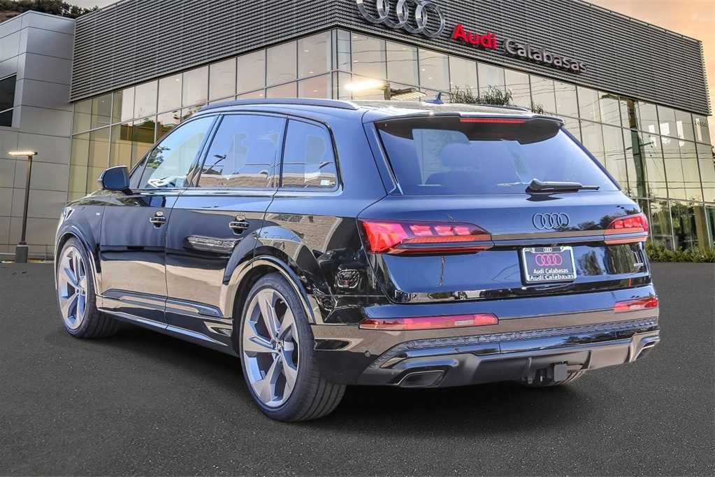 Thumbnail: 2026 Audi Q7 - 2