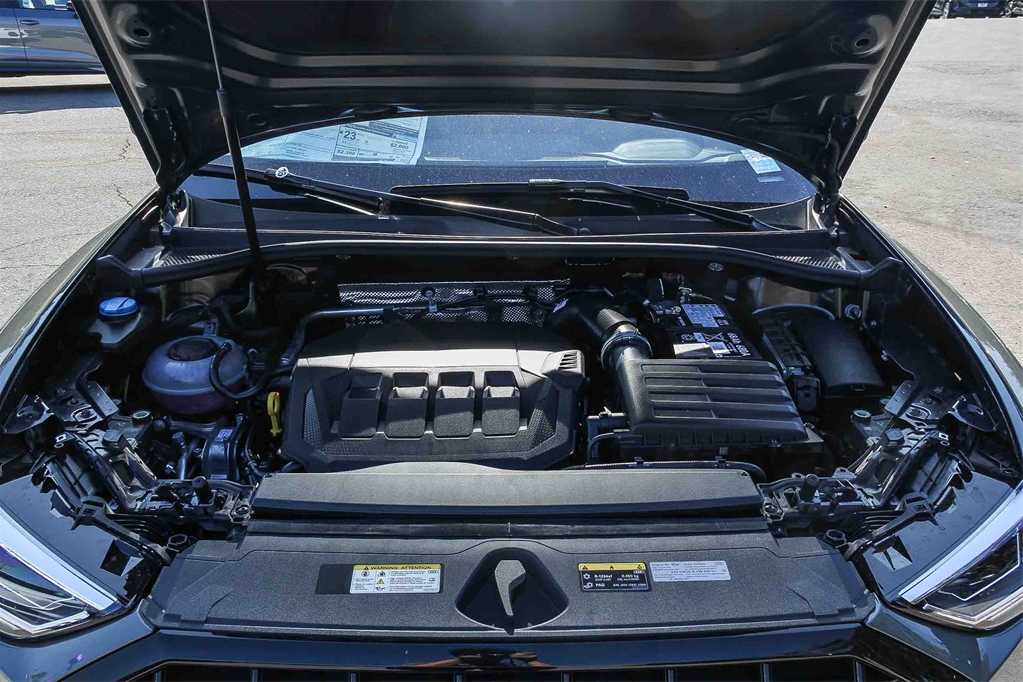 Thumbnail: 2025 Audi Q3 - 27