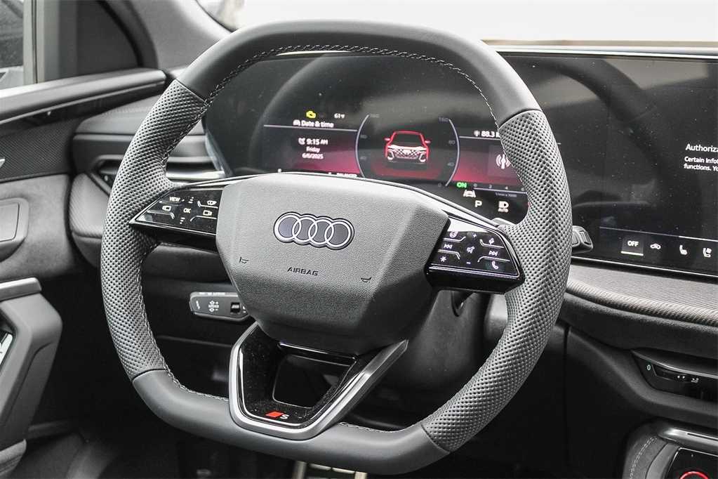 Thumbnail: 2025 Audi SQ5 - 15