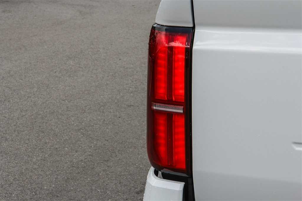 Thumbnail: 2024 Toyota Tacoma - 11