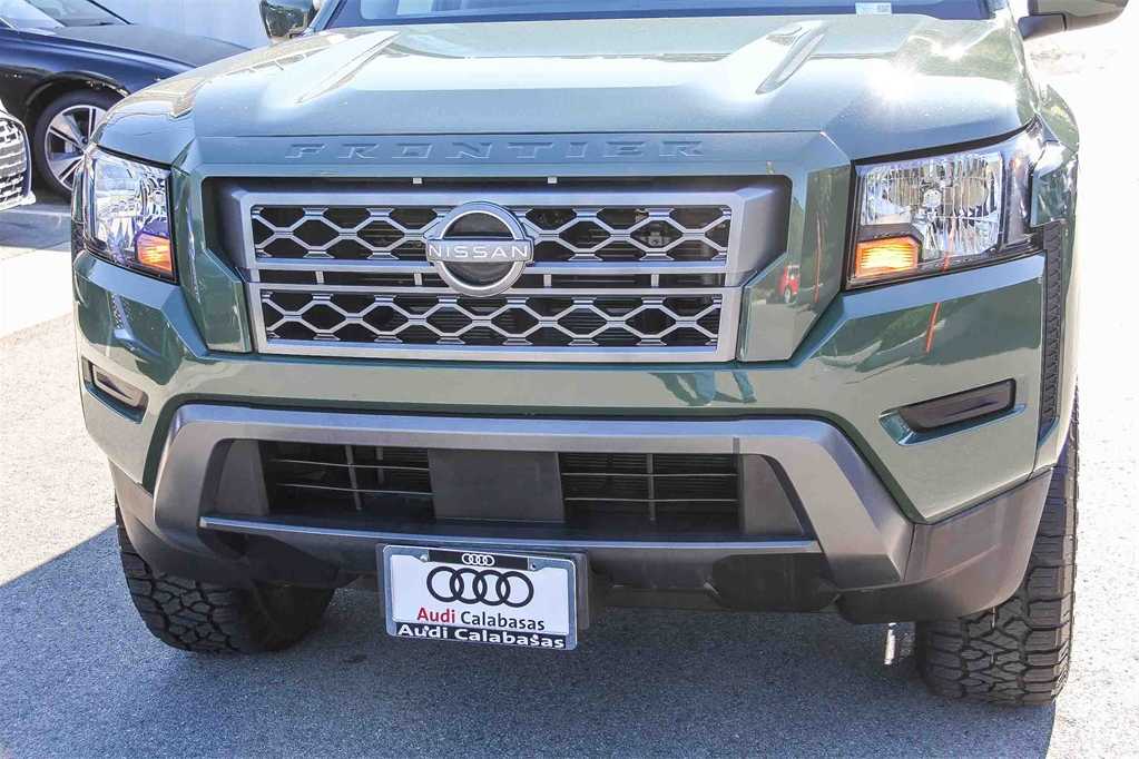 Thumbnail: 2023 Nissan Frontier - 8