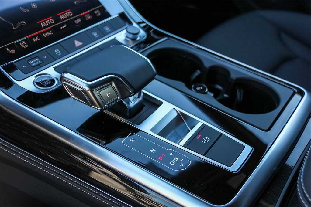 Thumbnail: 2025 Audi Q7 - 20