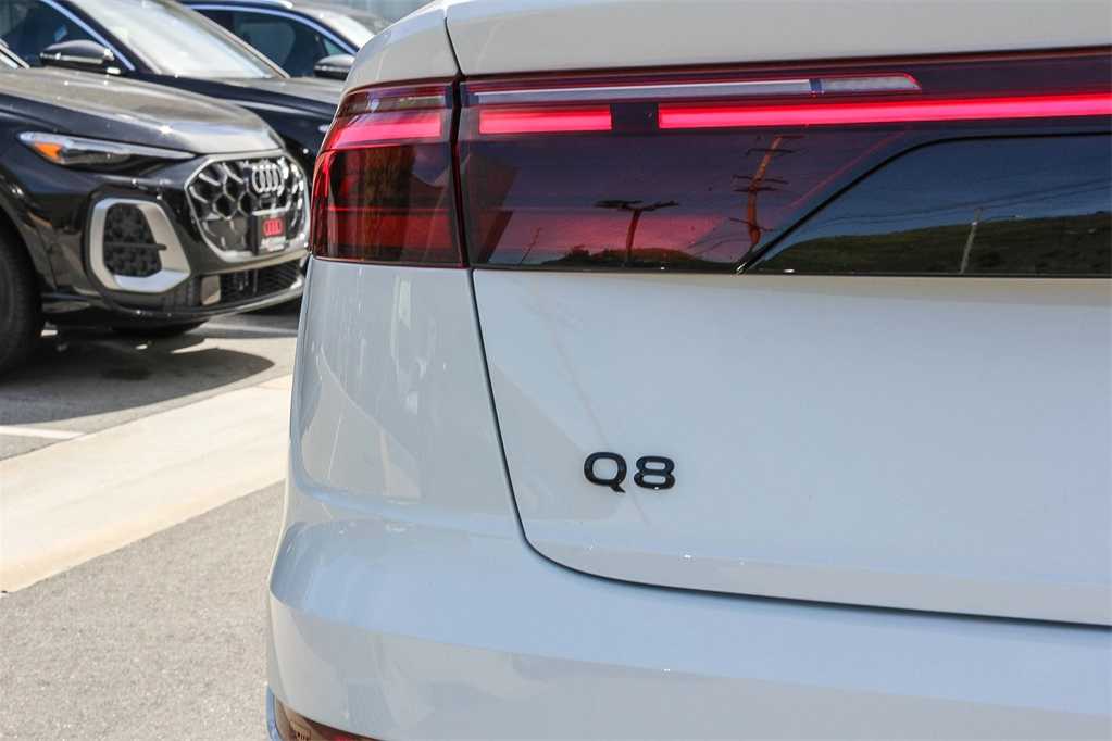 Thumbnail: 2026 Audi Q8 - 11