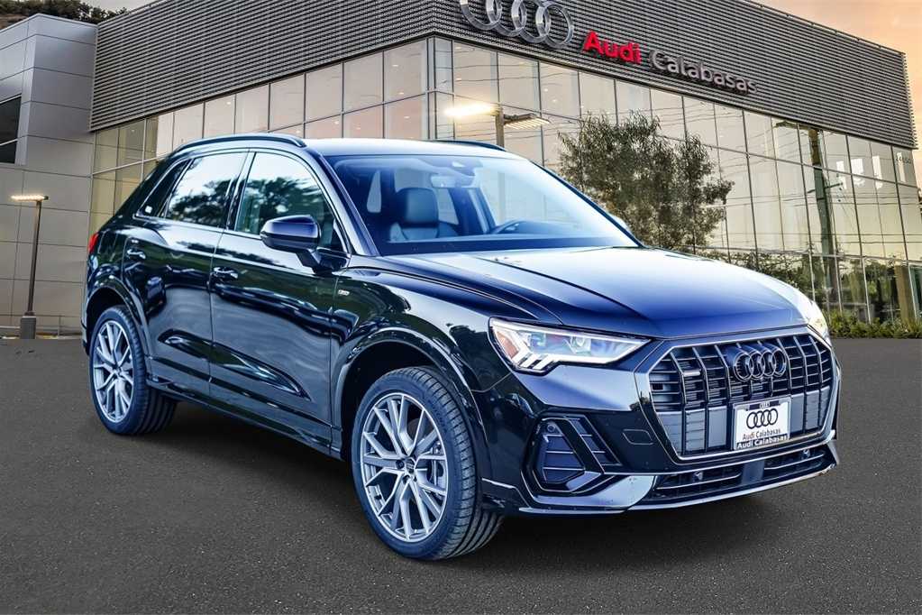 Thumbnail: 2025 Audi Q3 - 5