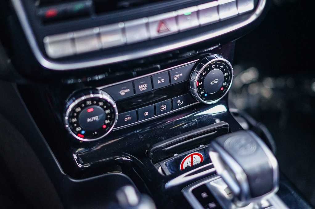 Thumbnail: 2016 Mercedes-Benz G-Class - 28