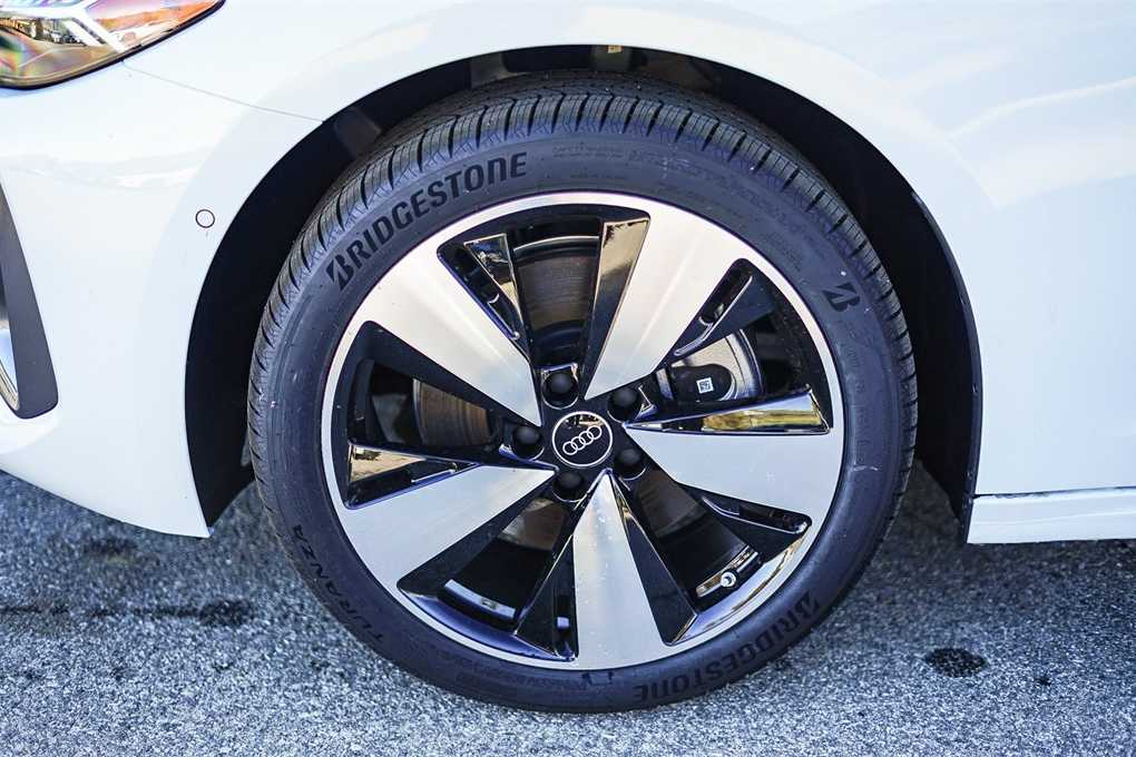 Thumbnail: 2025 Audi A5 - 9