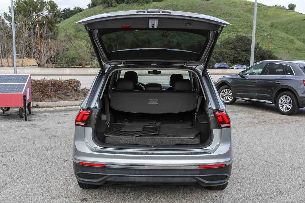 Thumbnail: 2022 Volkswagen Tiguan - 26