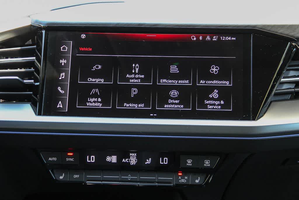 Thumbnail: 2023 Audi Q4 e-tron - 15