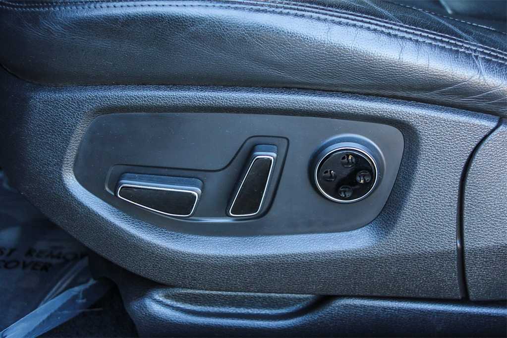 Thumbnail: 2018 Genesis G80 - 20