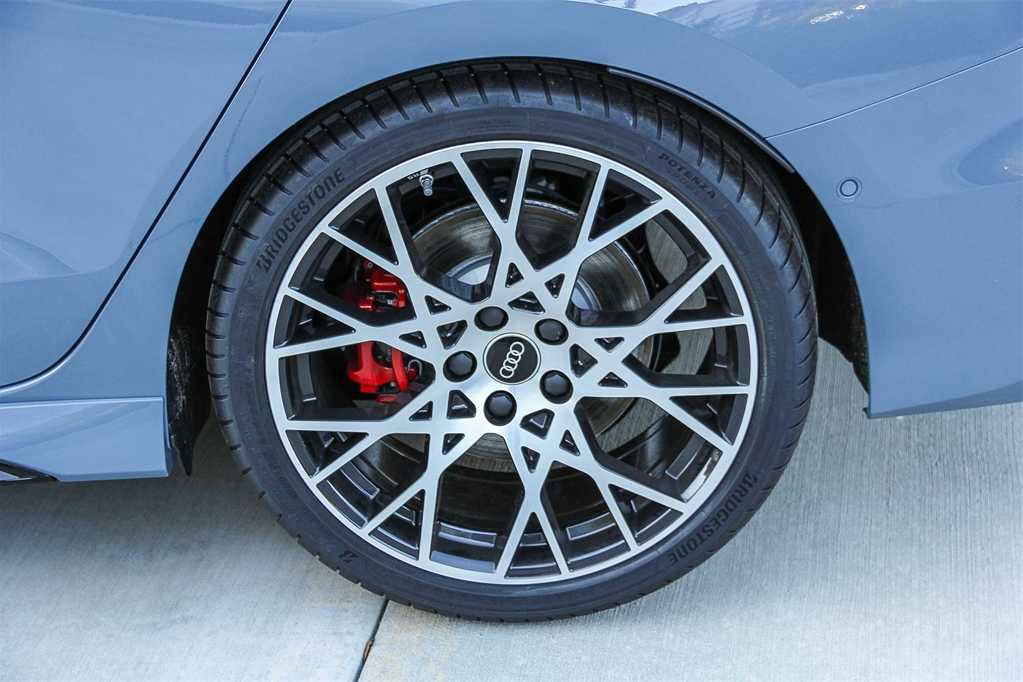 Thumbnail: 2026 Audi RS 3 - 10