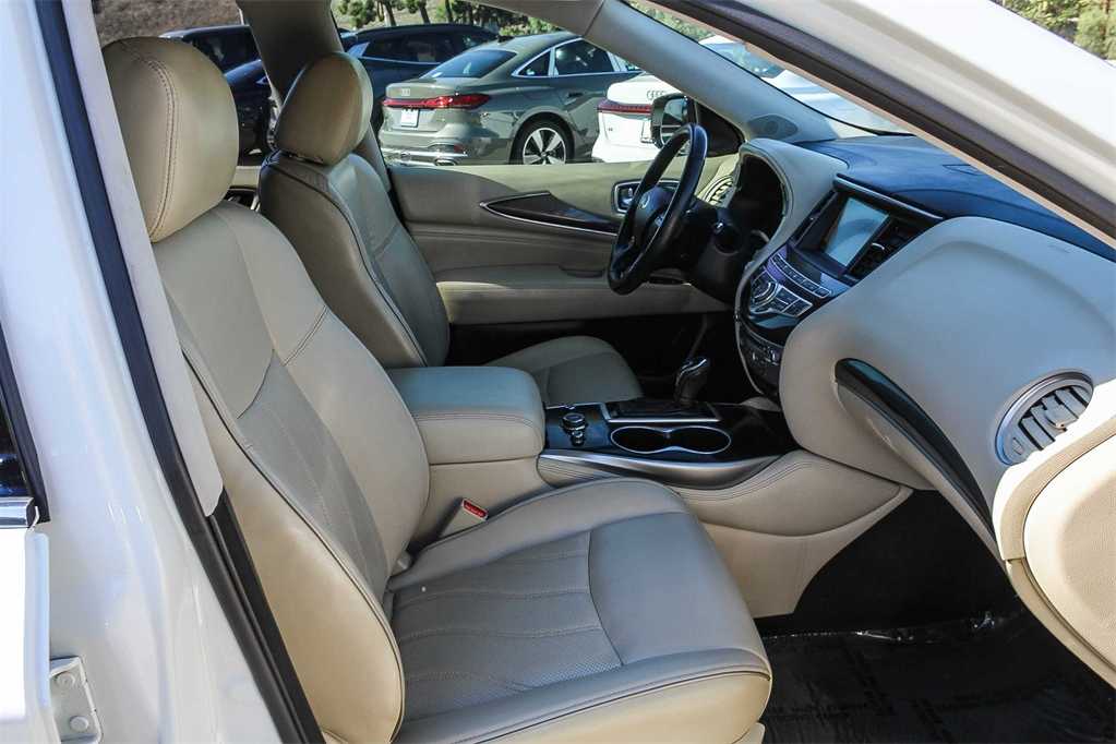 Thumbnail: 2017 INFINITI QX60 - 17