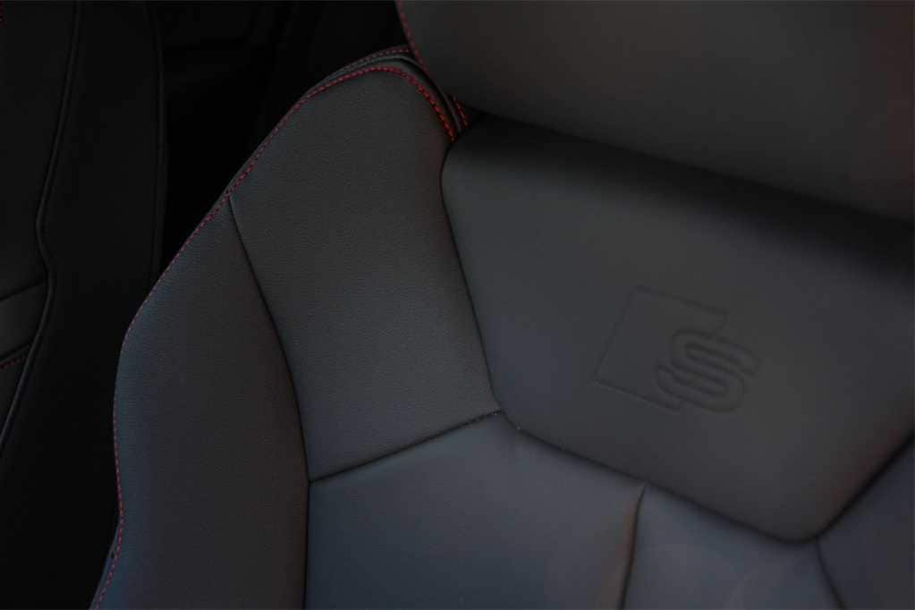 Thumbnail: 2025 Audi Q3 - 25