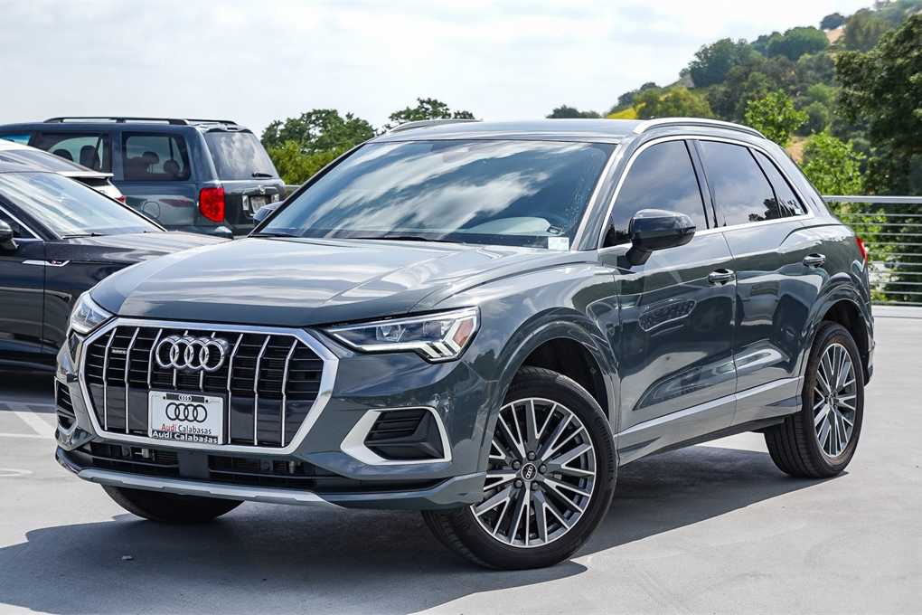 2022 Audi Q3 Premium Plus -
                  Calabasas, CA