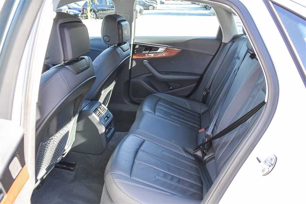 Thumbnail: 2022 Audi A4 - 17