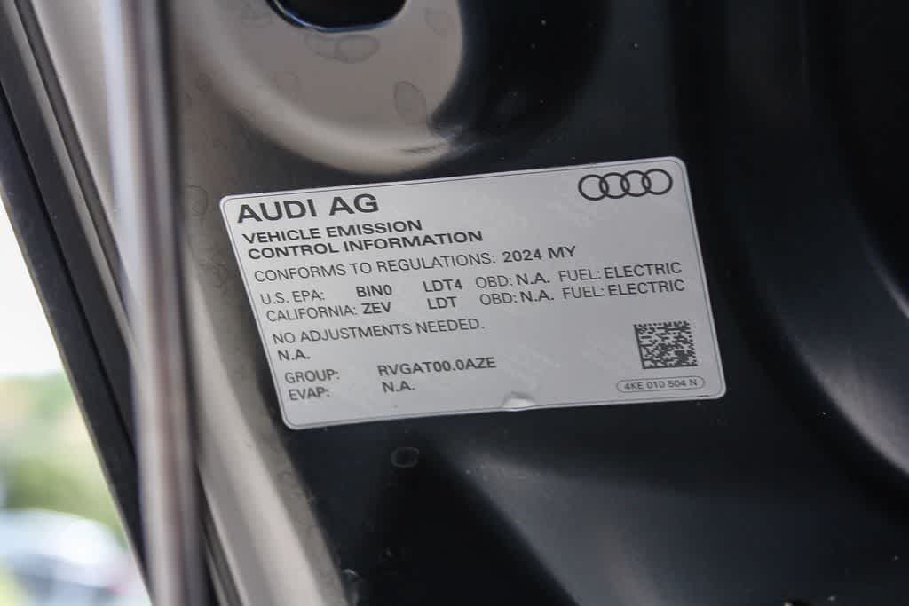 Thumbnail: 2024 Audi Q8 e-tron - 28
