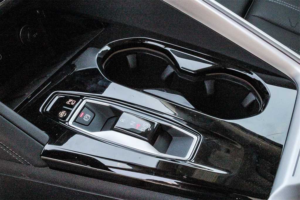 Thumbnail: 2025 Audi Q5 - 23