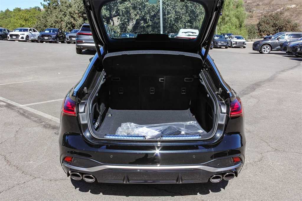 Thumbnail: 2025 Audi S5 - 26