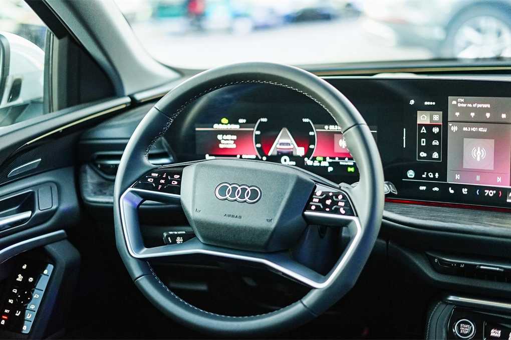 Thumbnail: 2025 Audi Q5 - 15