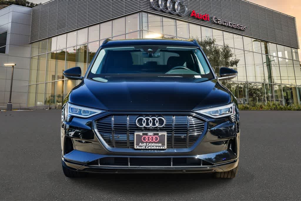 Thumbnail: 2022 Audi e-tron - 2