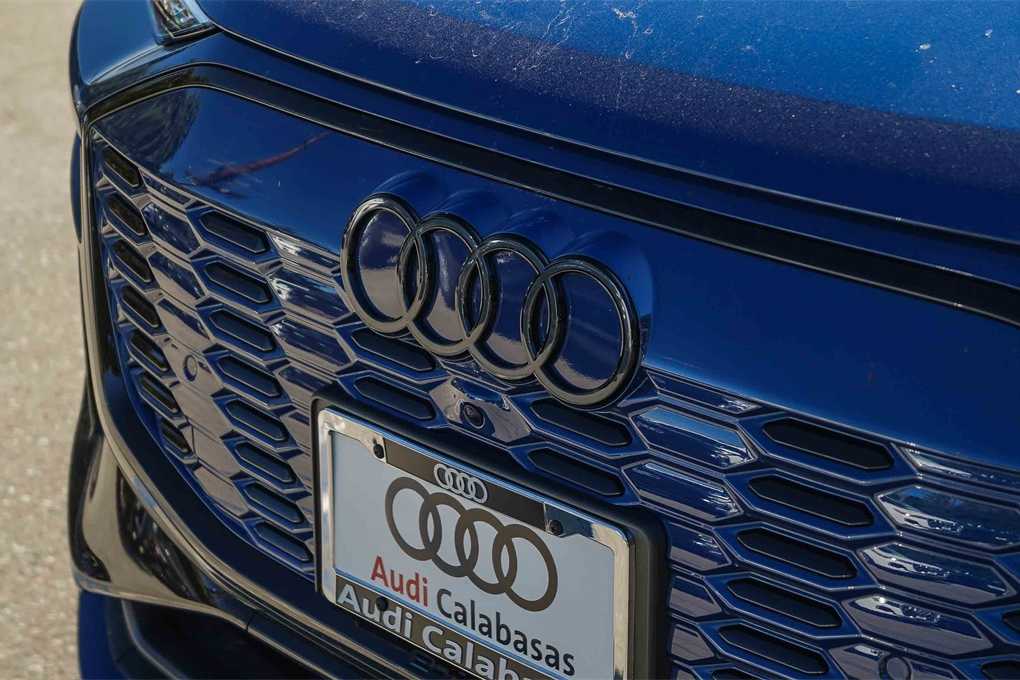 Thumbnail: 2025 Audi SQ6 e-tron - 9