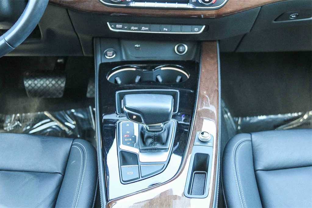 Thumbnail: 2022 Audi A4 - 14