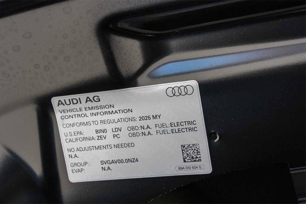 Thumbnail: 2025 Audi Q4 e-tron - 28