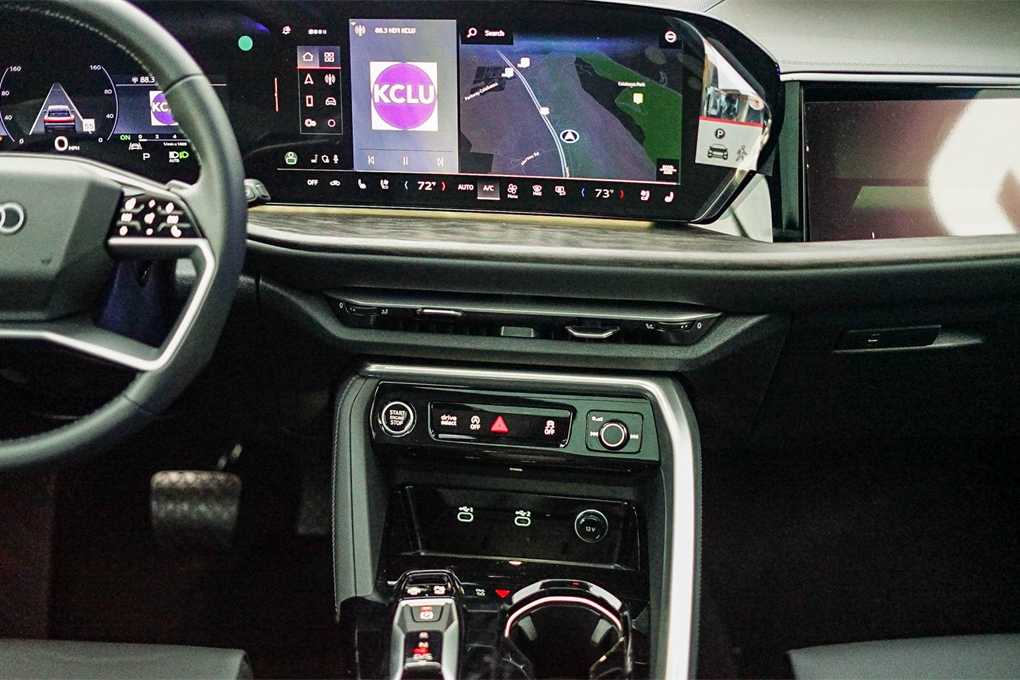 Thumbnail: 2025 Audi Q5 - 13