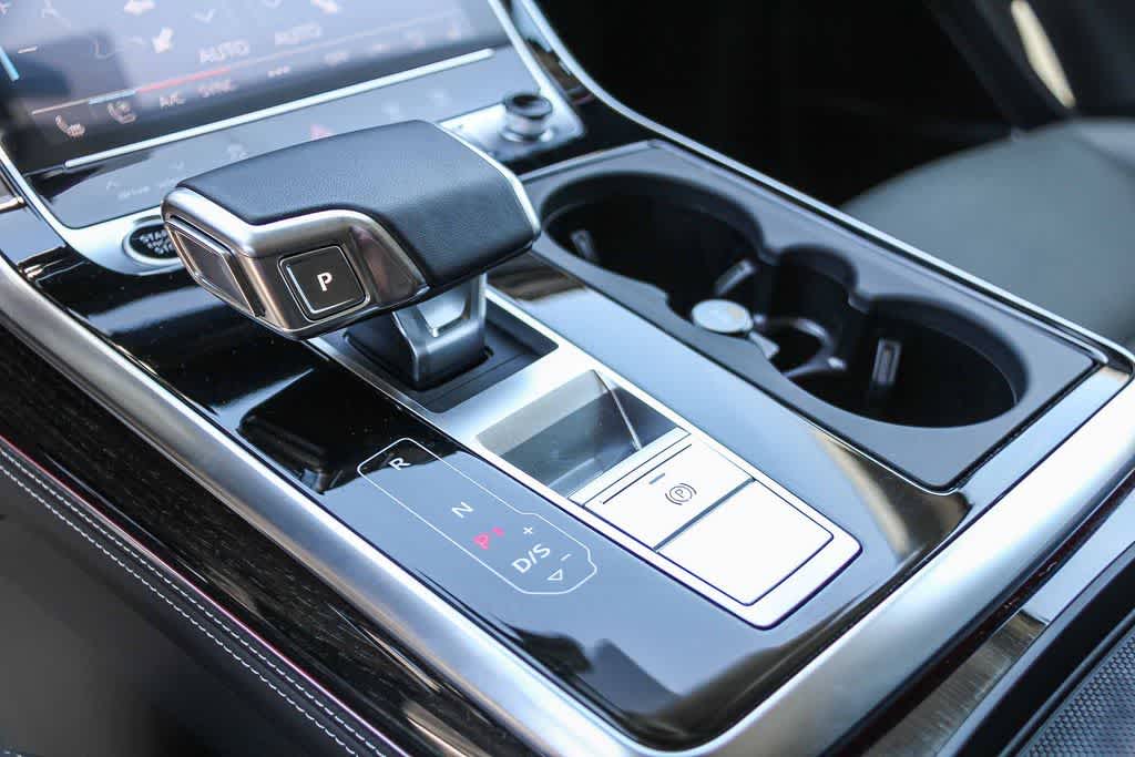 Thumbnail: 2025 Audi Q7 - 20