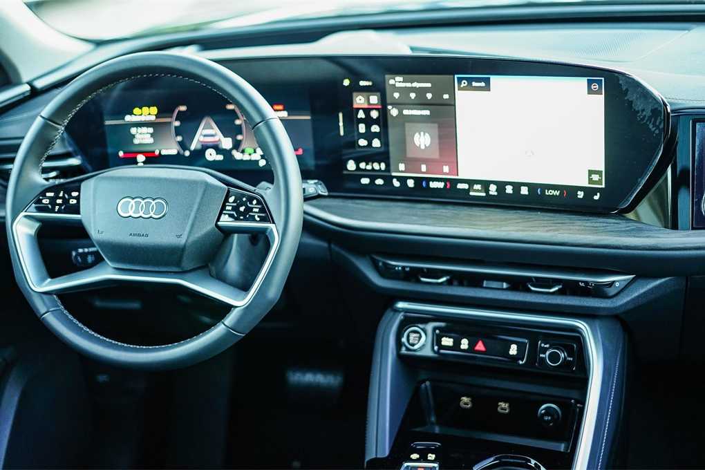 Thumbnail: 2025 Audi Q5 - 12