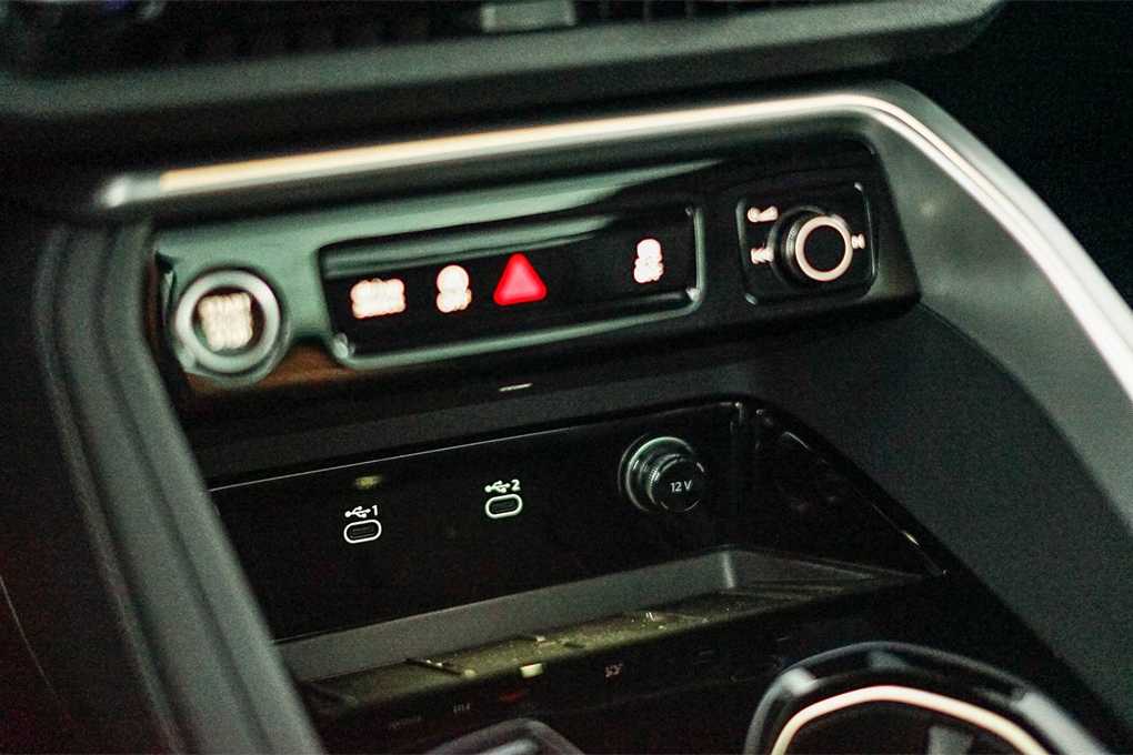 Thumbnail: 2025 Audi Q5 - 22