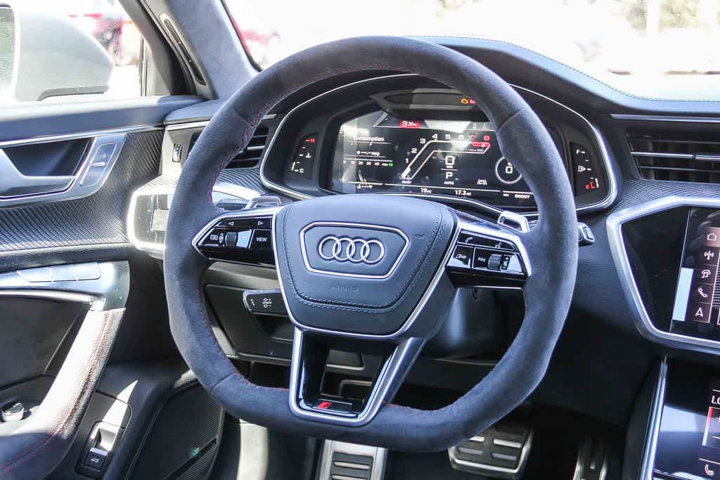 Thumbnail: 2026 Audi RS 6 - 16