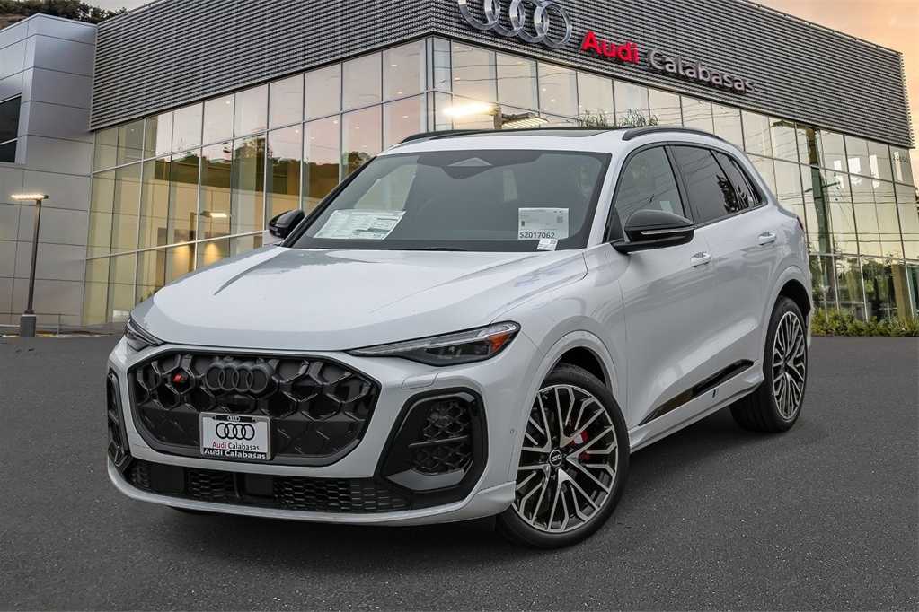 Thumbnail: 2025 Audi SQ5 - 1