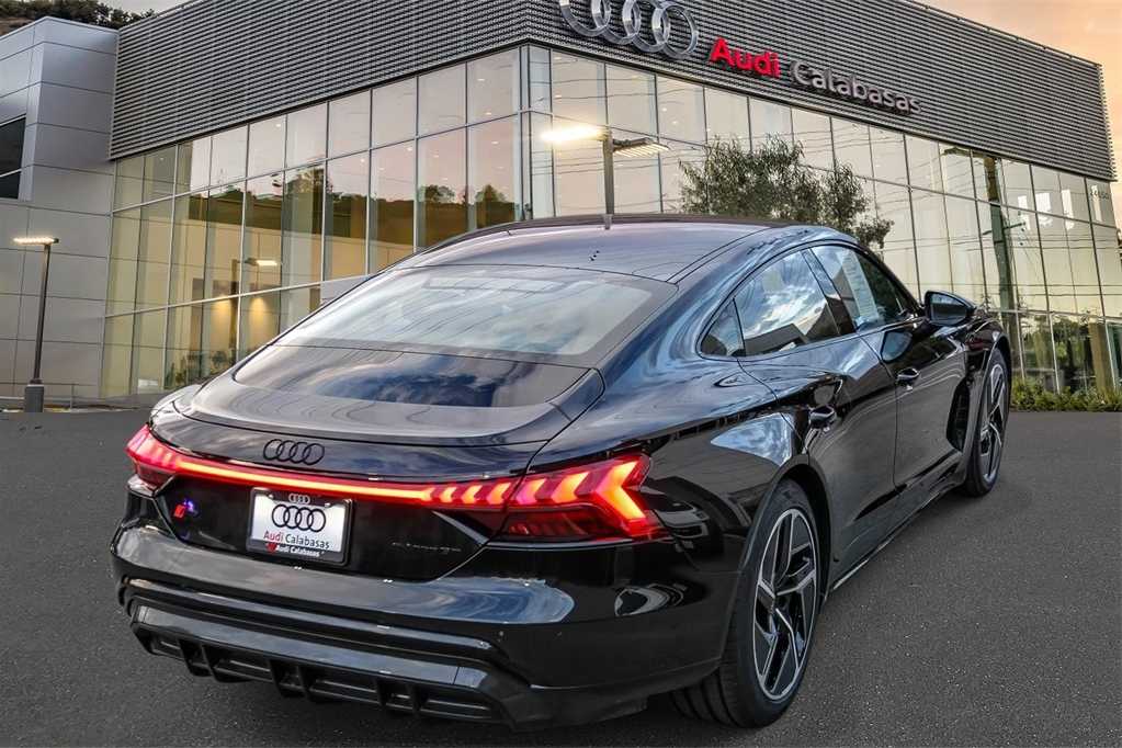 Thumbnail: 2024 Audi RS e-tron GT - 4